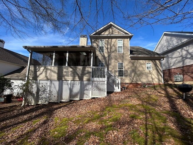 Building Photo - 111 Hanbury Ln