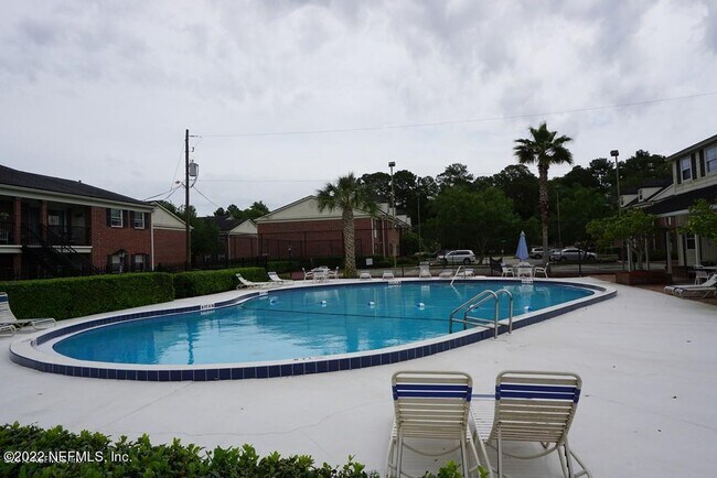 Building Photo - 4915 Baymeadows Rd