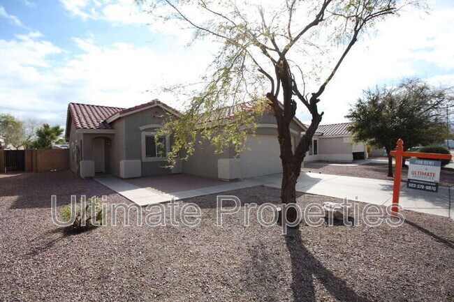 Building Photo - 15761 N 138th Ave