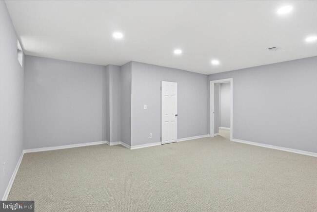 Building Photo - 504 Autumn Wind Way