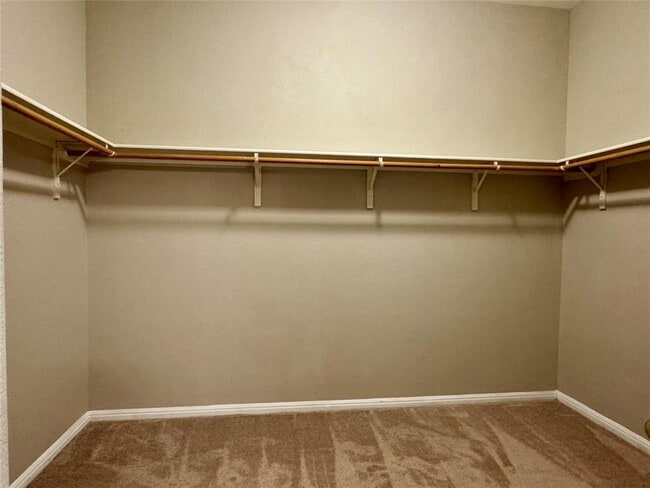 Building Photo - 13509 Shawna Dnay Dr