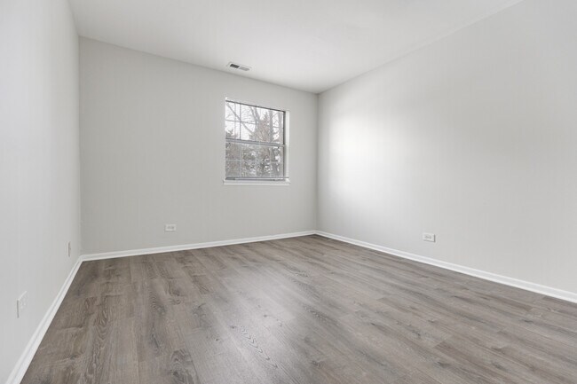 Building Photo - 46 Gant Cir