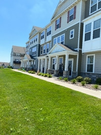 Building Photo - 15438 Eames Wy