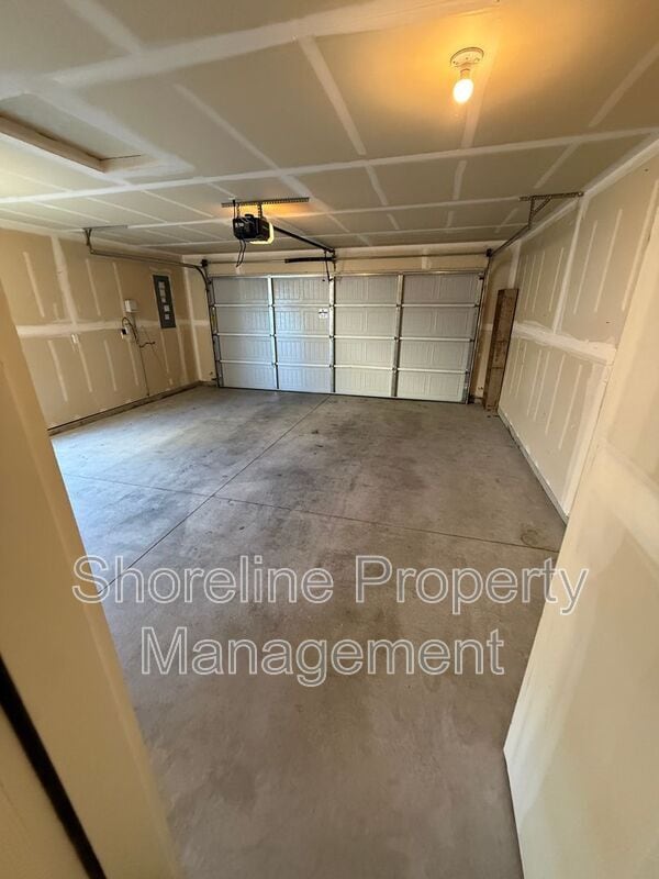 Building Photo - 101 N Voyage Ave