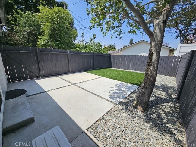 Building Photo - 21931 Ybarra Rd