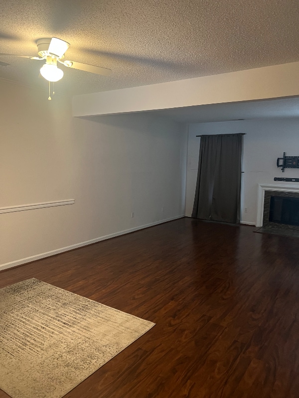 Building Photo - 332 Worthington Square