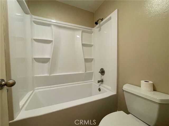 Building Photo - 61 Streamwood