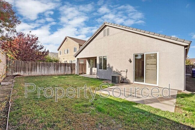 Building Photo - 1723 Bermuda Ln