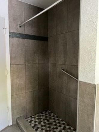 Building Photo - 5015 Ashbrook Rd