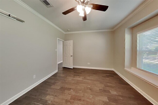 Building Photo - 7103 Kirkglade Ct