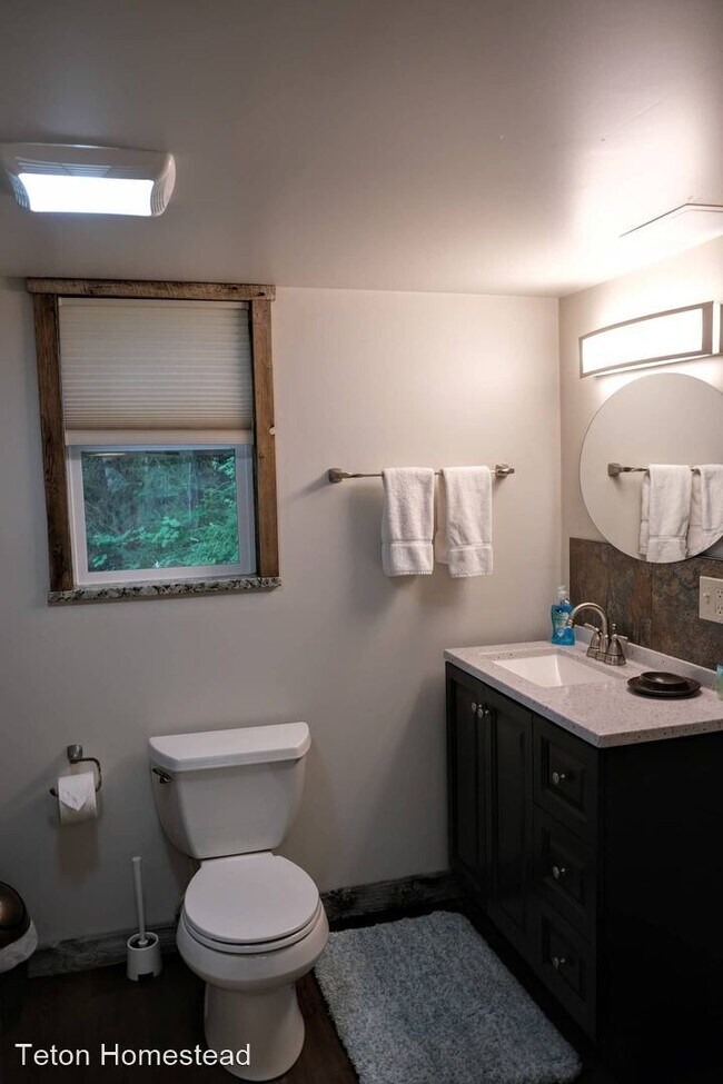 Building Photo - 1 br, 1 bath House - 5415 West 3000 South