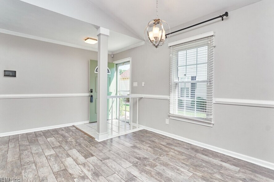 Building Photo - 4731 Marlwood Way