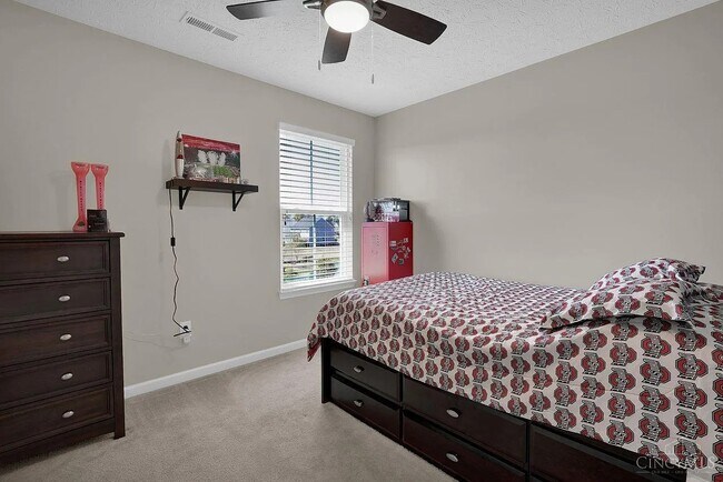 Building Photo - 4595 Kibbey Ln