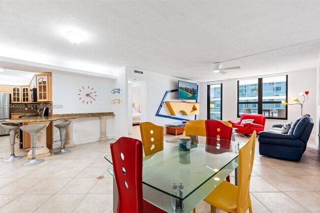 Building Photo - 10185 Collins Ave