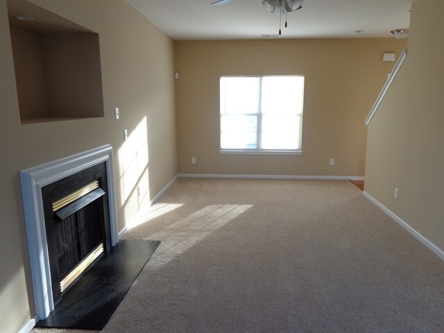 Building Photo - 12715 Settlers Path Ln