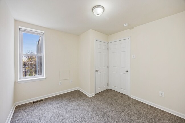 Building Photo - 5725 Race St