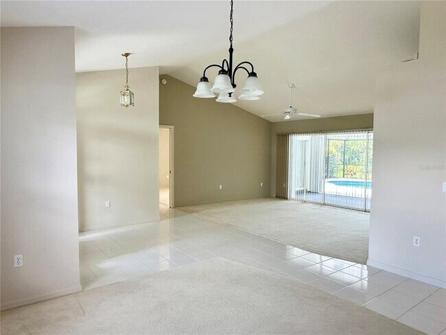 Building Photo - 5024 Southern Pine Cir