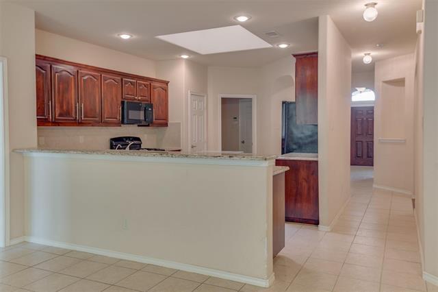 Building Photo - 6677 Friendsway Dr