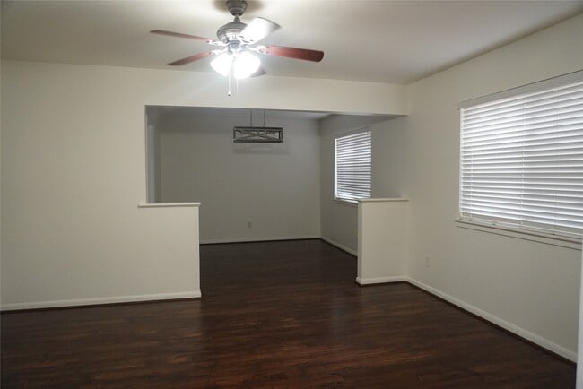Building Photo - 10703 Wickersham Ln
