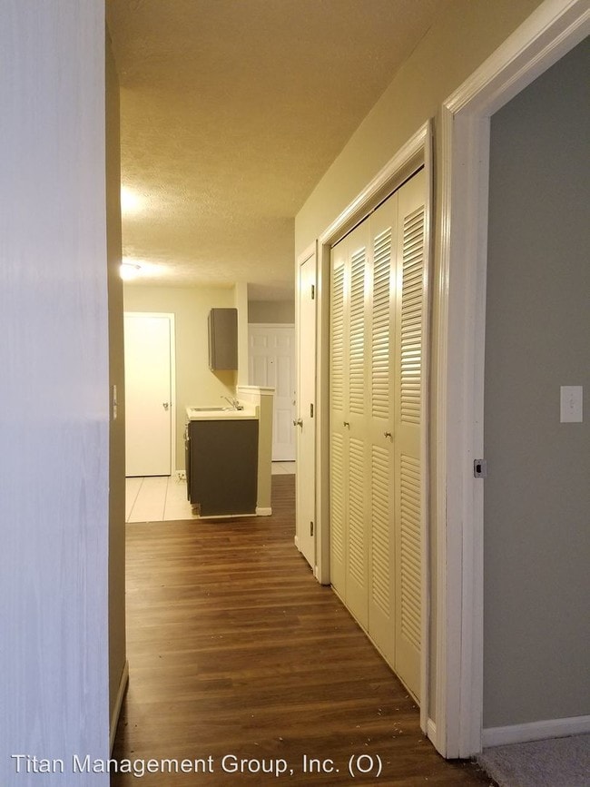 Building Photo - 80 Bridgewater Ct