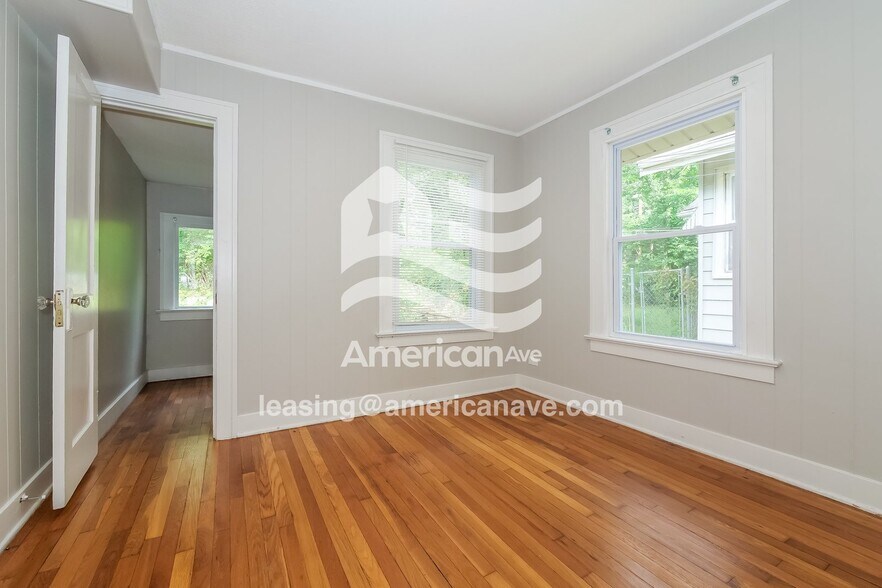 Building Photo - 3604 Askew Ave