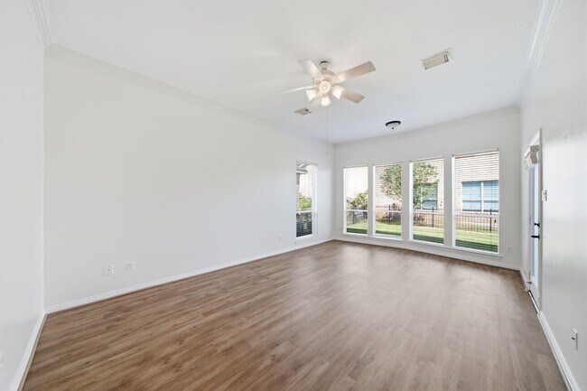 Building Photo - 14207 Hawkesbury Ct