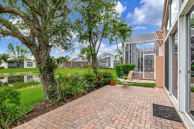 Building Photo - 7566 Pebble Shores Terrace
