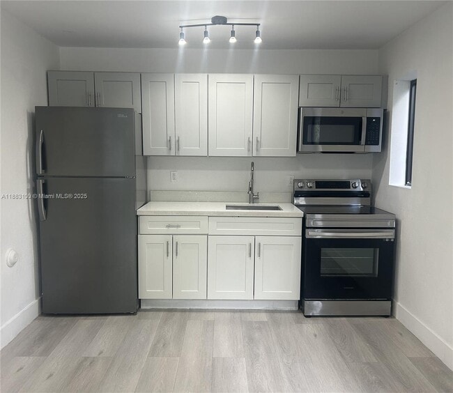 Building Photo - 37 NW 59th St