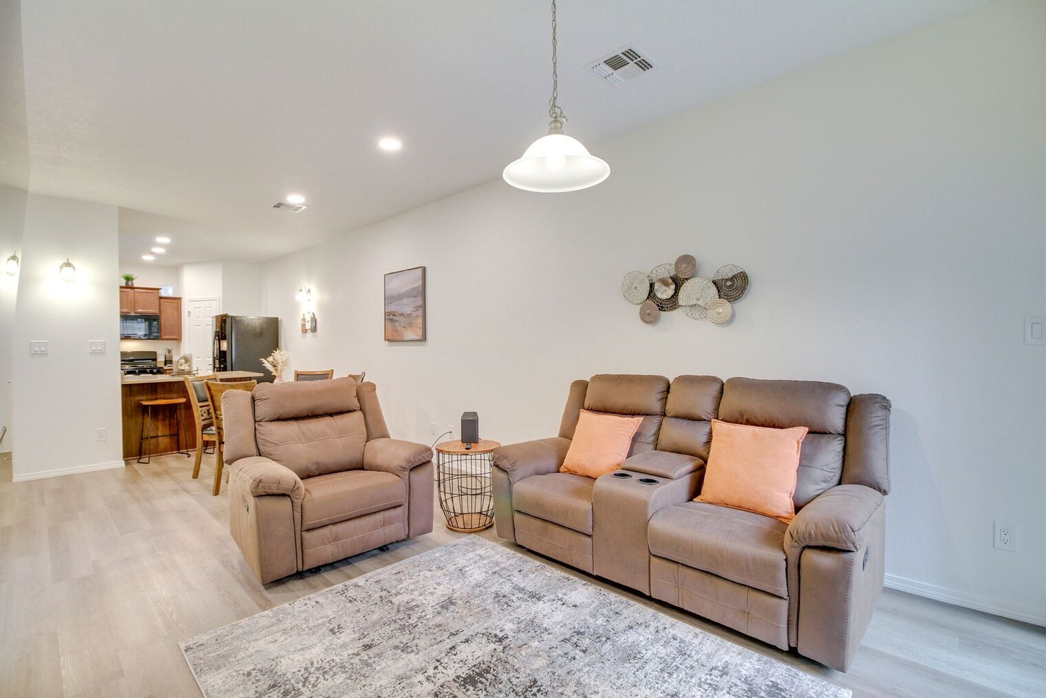 Building Photo - 271 San Clemente Ave NW