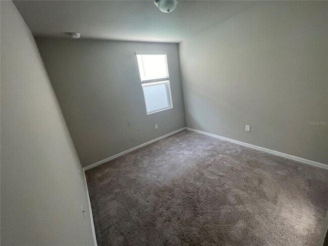 Building Photo - 3212 Weitzel Dr