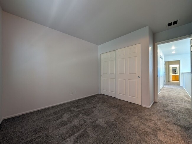 Building Photo - Beautiful 3-Bedroom, 2-Bath Home In The Barger Area of Eugene