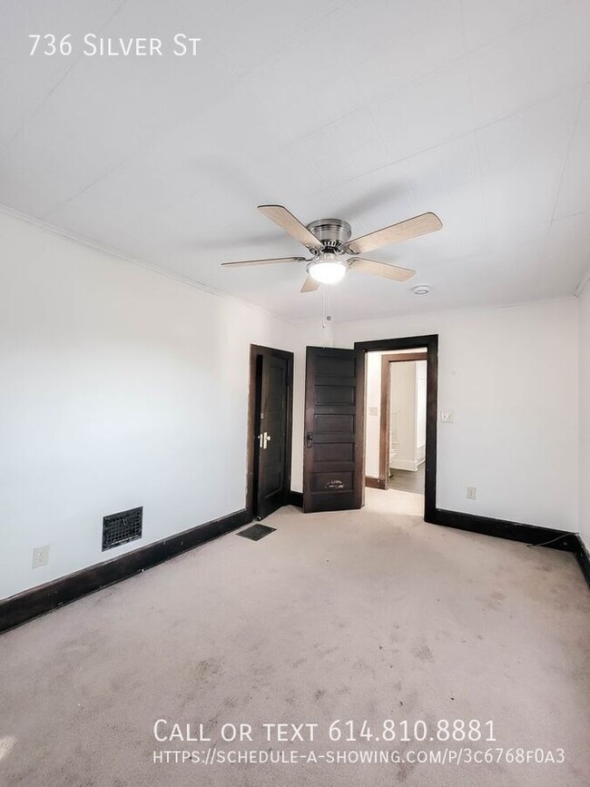 Building Photo - 736 Silver St