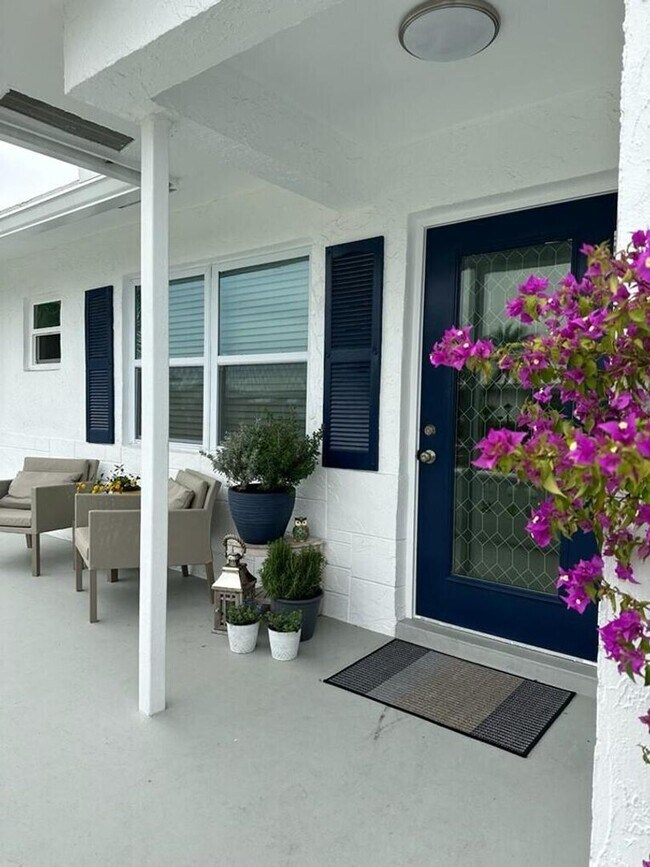 Building Photo - 1915 SW 17th St