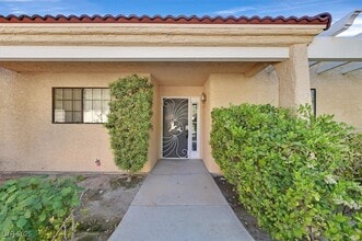 Building Photo - 2851 S Valley View Blvd