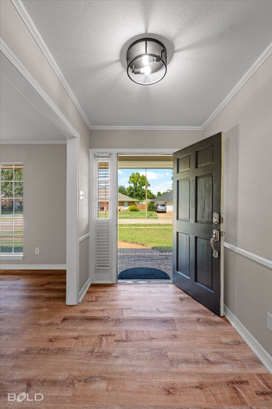 Building Photo - 425 N Dresden Cir