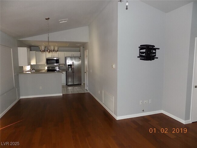 Building Photo - 9405 Slate Dr