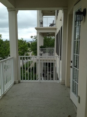 Building Photo - Baldwin Park: Gorgeous 2nd Floor Condo wit...