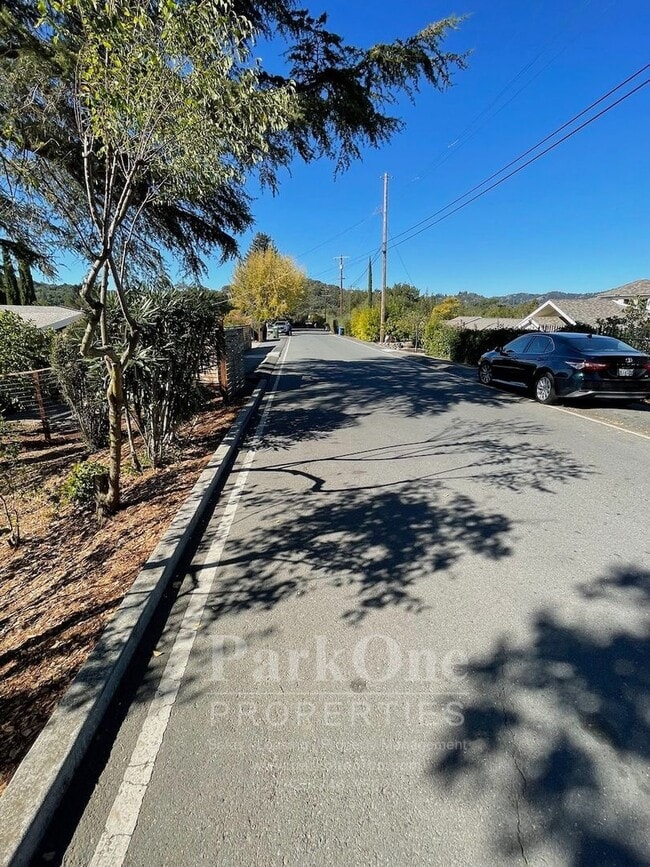 Building Photo - Spacious Home In Lafayette Hills