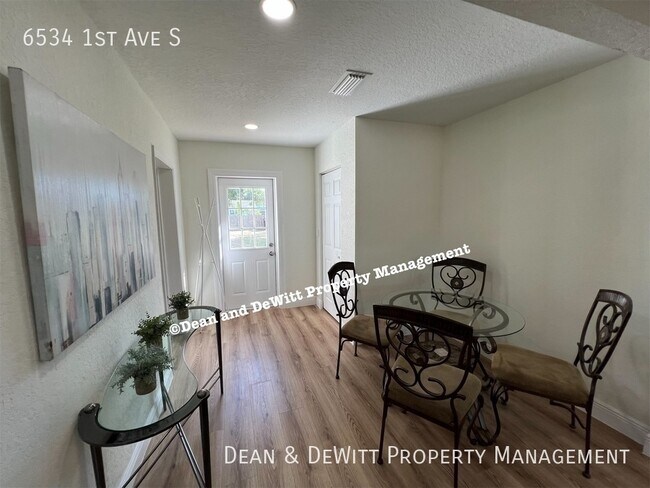 Building Photo - 6534 1st Ave S