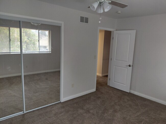 Building Photo - 5612 Galloping Way