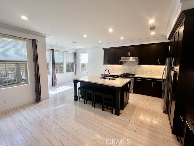 Building Photo - 81 Sedgewick