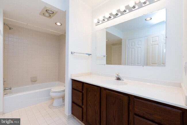 Building Photo - 9808 Korman Ct