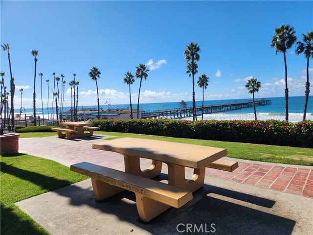 Building Photo - 418 Avenida Santa Barbara