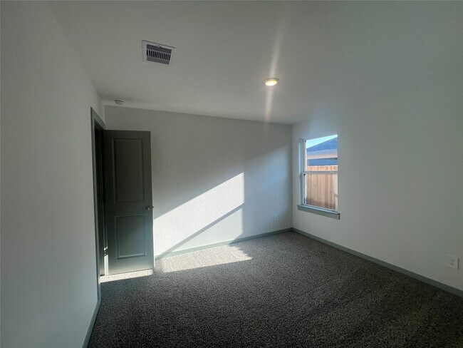 Building Photo - 2503 Ruby Copper Dr