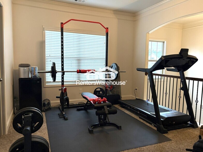 Building Photo - 4581 River Hill Cir