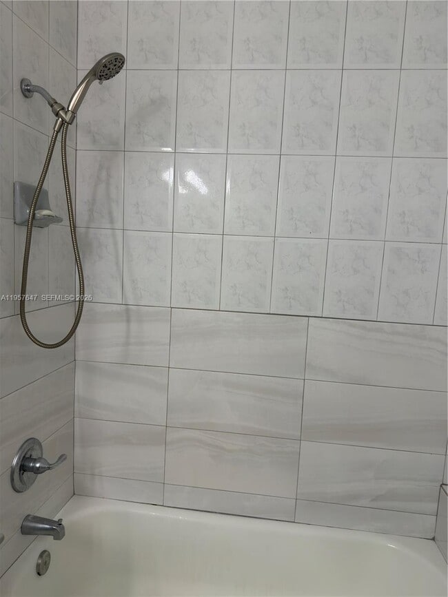 Building Photo - 8856 NW 140th Ln