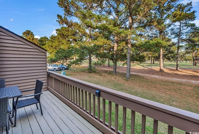 Building Photo - 4000 Fairway Lakes Dr