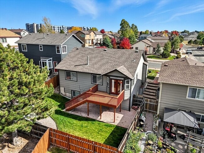Building Photo - 418 Linda Vista Dr