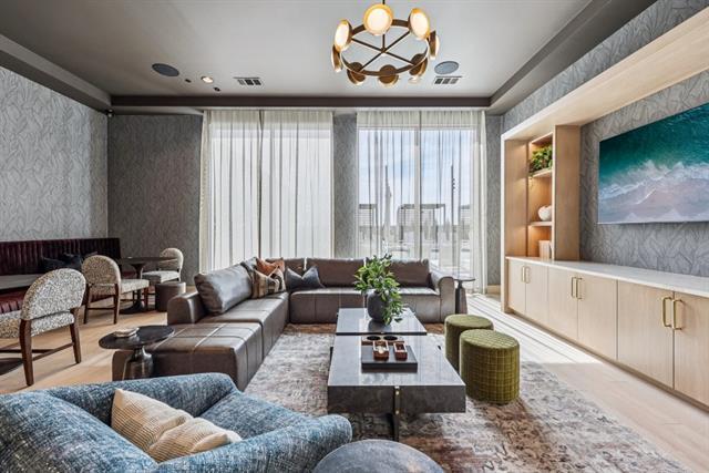 Building Photo - 1951 Painted Trl