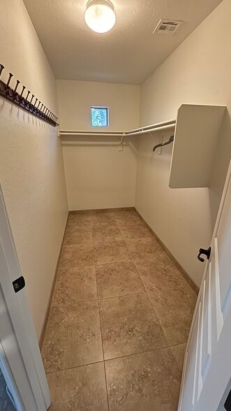 Building Photo - 21047 N Alma Dr